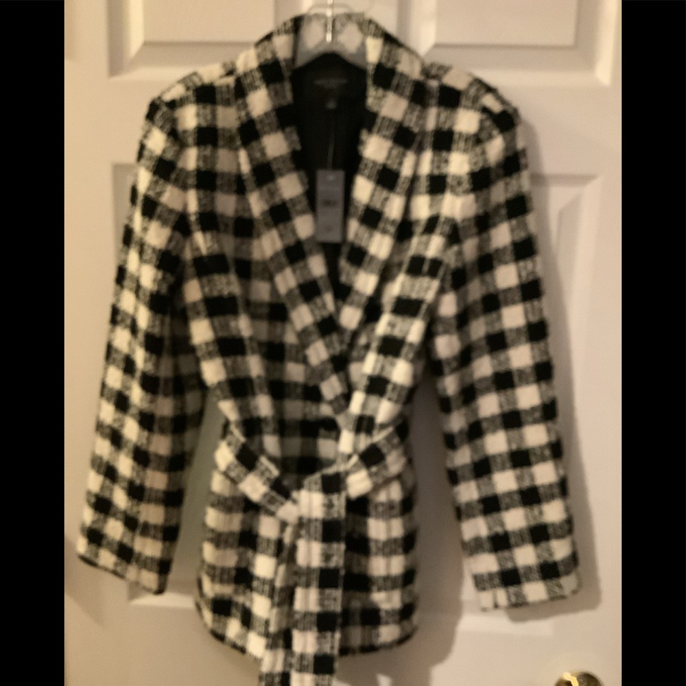 Ann Taylor Jacket w/belt sz LP